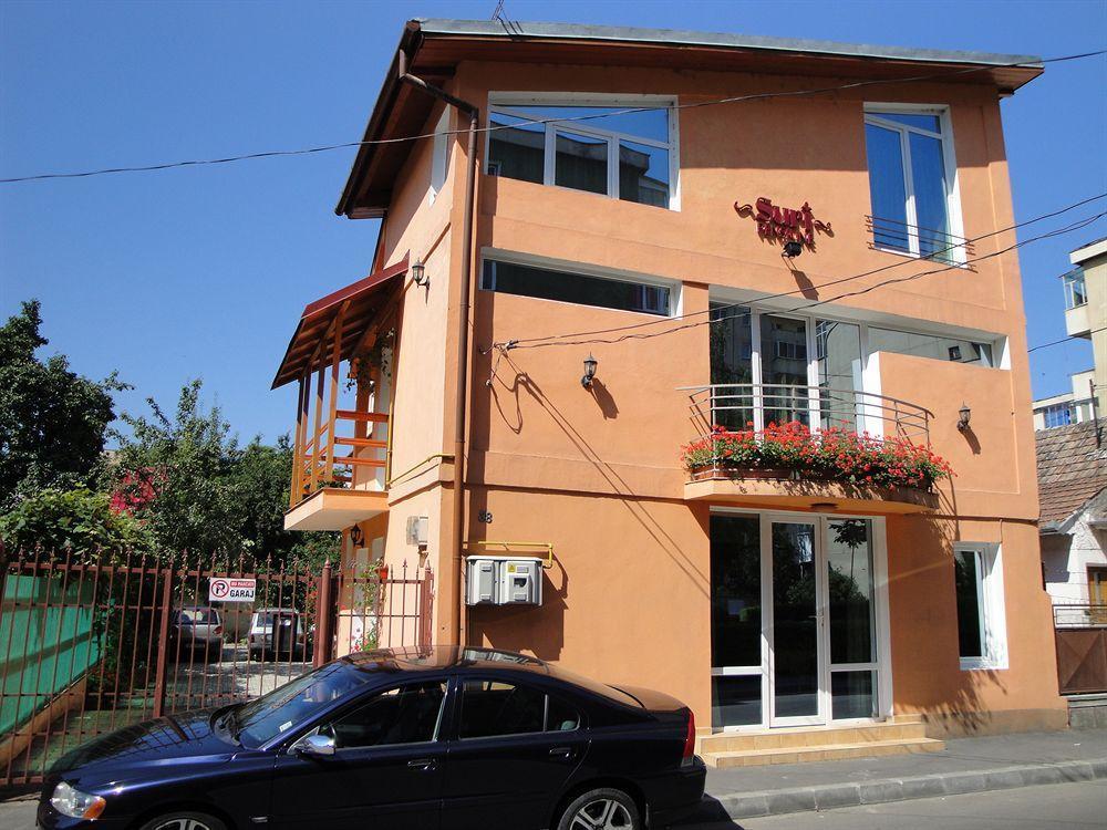 Suri Guesthouse Braşov Exterior foto
